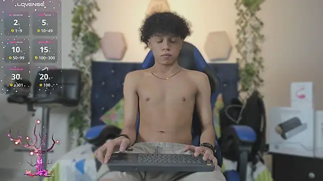  taylor black online show from 11-20-25, 09:03