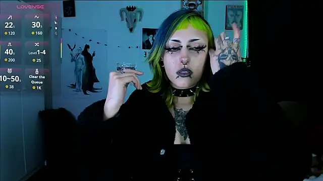 kattusauruss online show from 04-23-26, 03:52