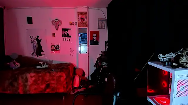 kattusauruss online show from 07-24-26, 05:27