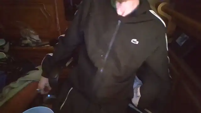 zipman92 online show from 12-22-25, 05:54