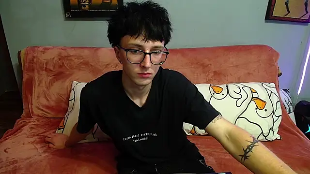 8goat online show from 09-26-25, 10:03