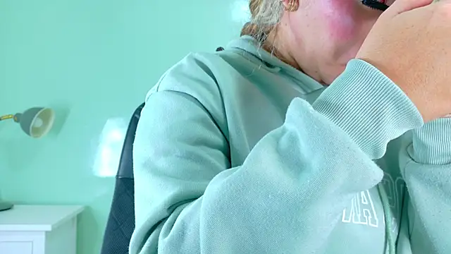 BelaMiller  online show from 10-25-25, 11:51