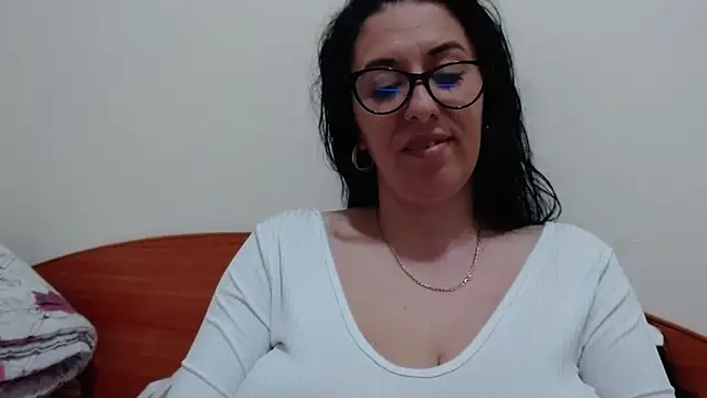 jollene online show from 04-18-26, 01:48