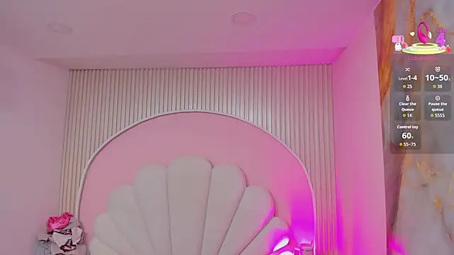 hinata dolly online show from 04-15-26, 11:06