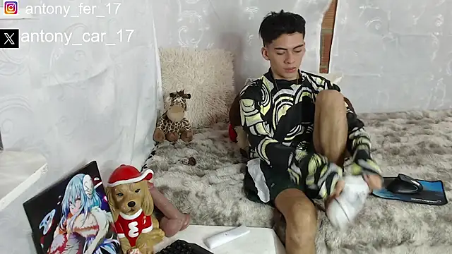 Rimuru17 online show from 11-05-25, 10:32