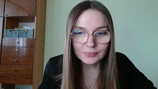 LooveELLYx online show from 02-02-26, 02:27