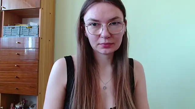 LooveELLYx online show from 04-24-26, 06:38