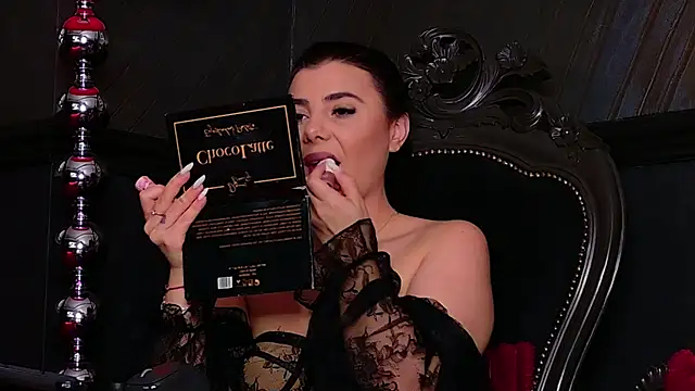 Snapshot of MistressEly chatting on 07-18-26, 08:23 MistressEly online show from 07-18-26, 08:23
