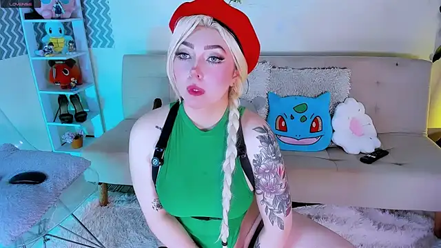 Simonesmith01 online show from 09-26-25, 08:13