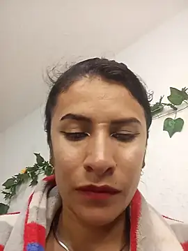 karinnahotdirty online show from 02-26-26, 09:47