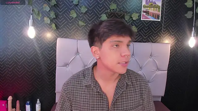 Thiago Kozak online show from 04-21-26, 01:50