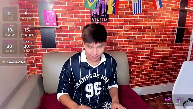 Snapshot of Thiago_Kozak chatting on 06-22-26, 12:57 Thiago Kozak online show from 06-22-26, 12:57