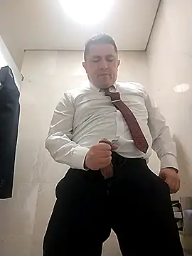 BigCristh79 online show from 11-29-25, 04:10