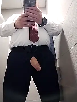 BigCristh79 online show from 03-28-26, 05:56