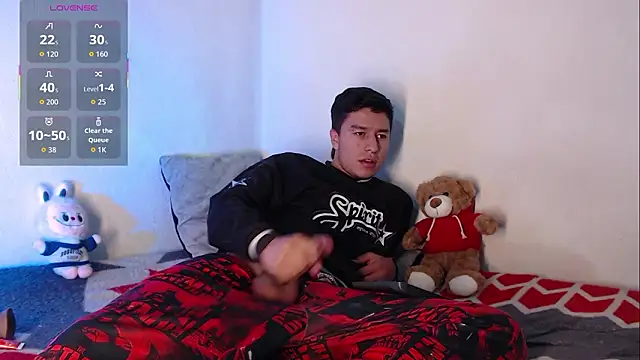 Snapshot of Jhoansitop chatting on 03-08-26, 02:32 Jhoansitop online show from 03-08-26, 02:32