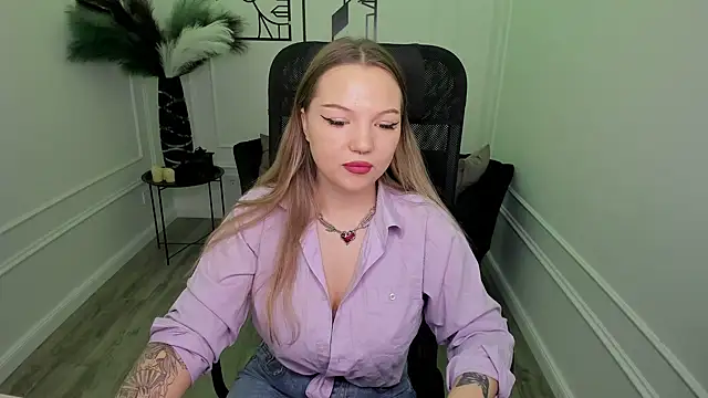 MariaRobinsone online show from 11-29-25, 11:24