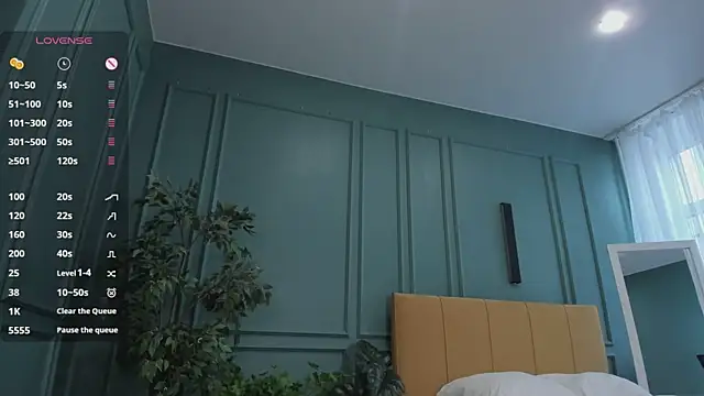 chloe dreammm online show from 04-25-26, 01:41