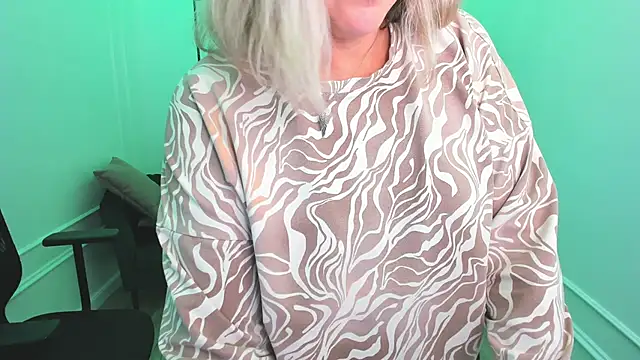 NinaStarle online show from 09-12-25, 04:23