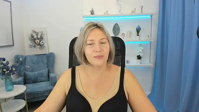 NinaStarle online show from 09-24-25, 04:27