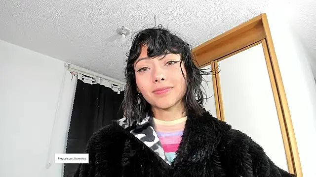 Snapshot of Londonttipton chatting on 04-18-26, 12:03 Londonttipton online show from 04-18-26, 12:03