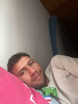 Michaell Spinelly online show from 10-11-25, 04:38