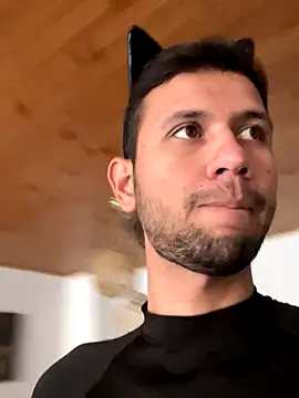 Michaell Spinelly online show from 10-31-25, 08:10