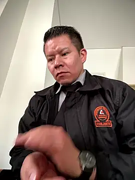 Manu0586 online show from 01-12-26, 01:27