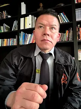 Manu0586 online show from 01-16-26, 08:02