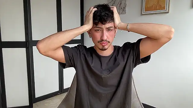 sweettaaron01 online show from 02-24-26, 06:28