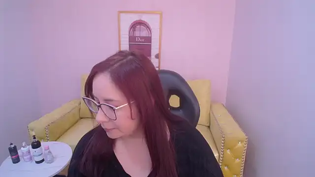 bellatrix ch online show from 12-17-25, 04:24