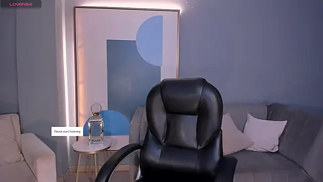 SarahYates online show from 04-29-26, 04:16