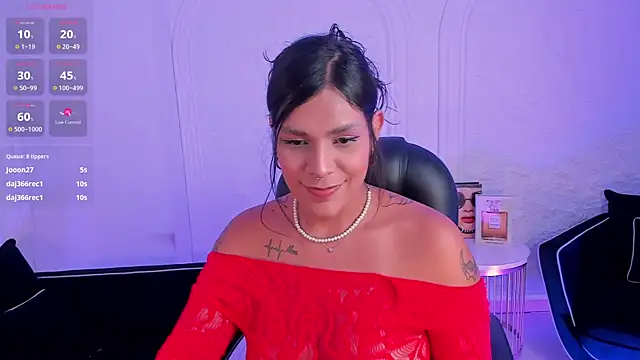SarahYates online show from 07-07-26, 07:23