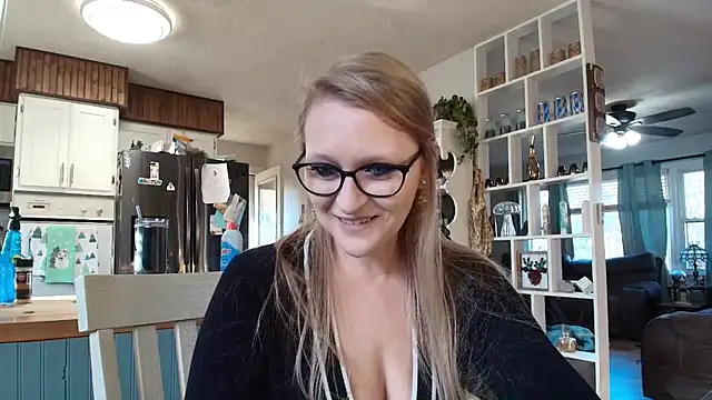 Thesquirtnqueen online show from 11-19-25, 01:44