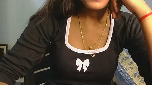 Aarti misty71 online show from 04-15-26, 05:25