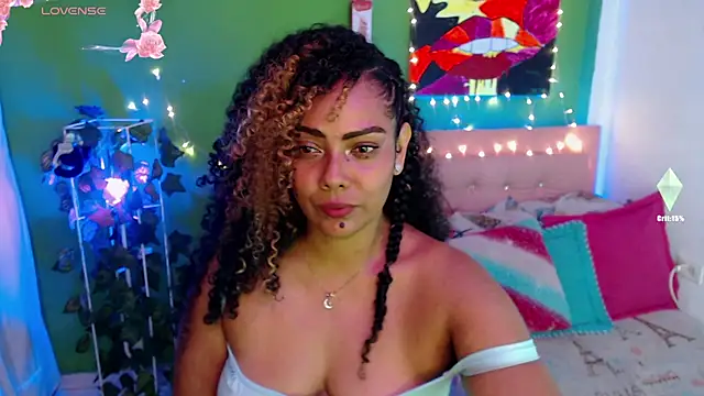 Snapshot of katherinnyazz chatting on 09-22-25, 03:08 katherinnyazz online show from 09-22-25, 03:08