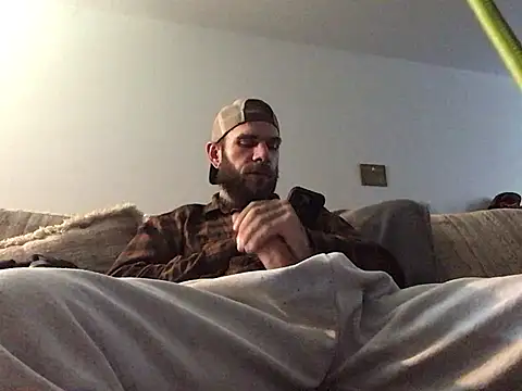 Snapshot of BlueCollarTattoos chatting on 04-07-26, 07:58 BlueCollarTattoos online show from 04-07-26, 07:58