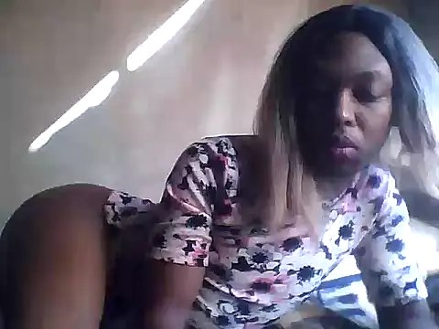 Snapshot of Blackyfreackygay chatting on 06-27-26, 12:44 Blackyfreackygay online show from 06-27-26, 12:44