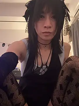 Snapshot of sayaka27 chatting on 04-11-26, 05:39 sayaka27 online show from 04-11-26, 05:39