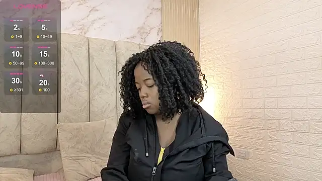Snapshot of kiarazafira chatting on 10-06-25, 11:07 kiarazafira online show from 10-06-25, 11:07