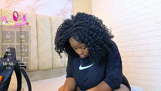 Snapshot of kiarazafira chatting on 10-11-25, 08:57 kiarazafira online show from 10-11-25, 08:57