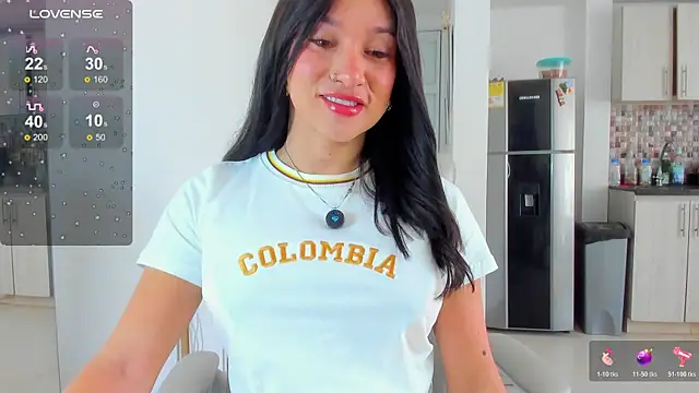 Snapshot of dollforsex_ chatting on 07-07-26, 03:05 dollforsex online show from 07-07-26, 03:05
