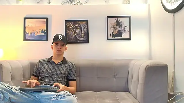 TWINKS FRIENDS online show from 03-11-26, 01:17