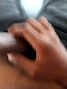 Snapshot of young_dickkk chatting on 09-12-25, 08:25 young dickkk online show from 09-12-25, 08:25