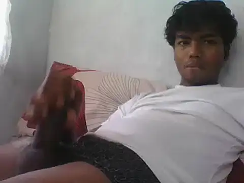 Snapshot of young_dickkk chatting on 03-12-26, 05:57 young dickkk online show from 03-12-26, 05:57