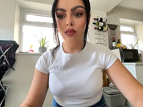 FrancescaXO online show from 06-04-26, 12:55
