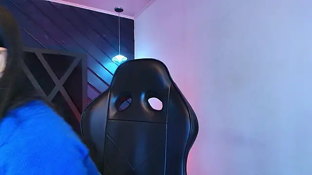 zoe martins  online show from 03-27-26, 05:34