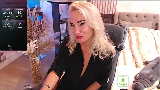 FreeBerryMILF online show from 04-04-26, 09:23