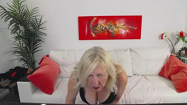 YourBustyBarbara online show from 10-20-25, 04:51