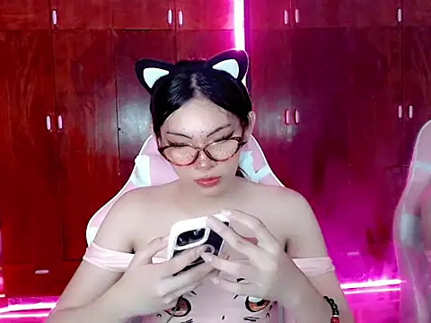 Snapshot of Miss_hornydolly chatting on 10-02-25, 12:06 Miss hornydolly online show from 10-02-25, 12:06