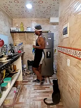 Snapshot of queemking chatting on 09-11-25, 01:06 queemking online show from 09-11-25, 01:06